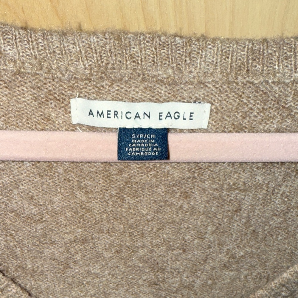 American Eagle Outfitters Brown V-Neck Sweater with White Bow - Picture 2 of 9